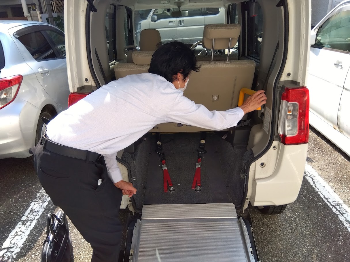 京都からの介護タクシー開業相談(若者の挑戦)