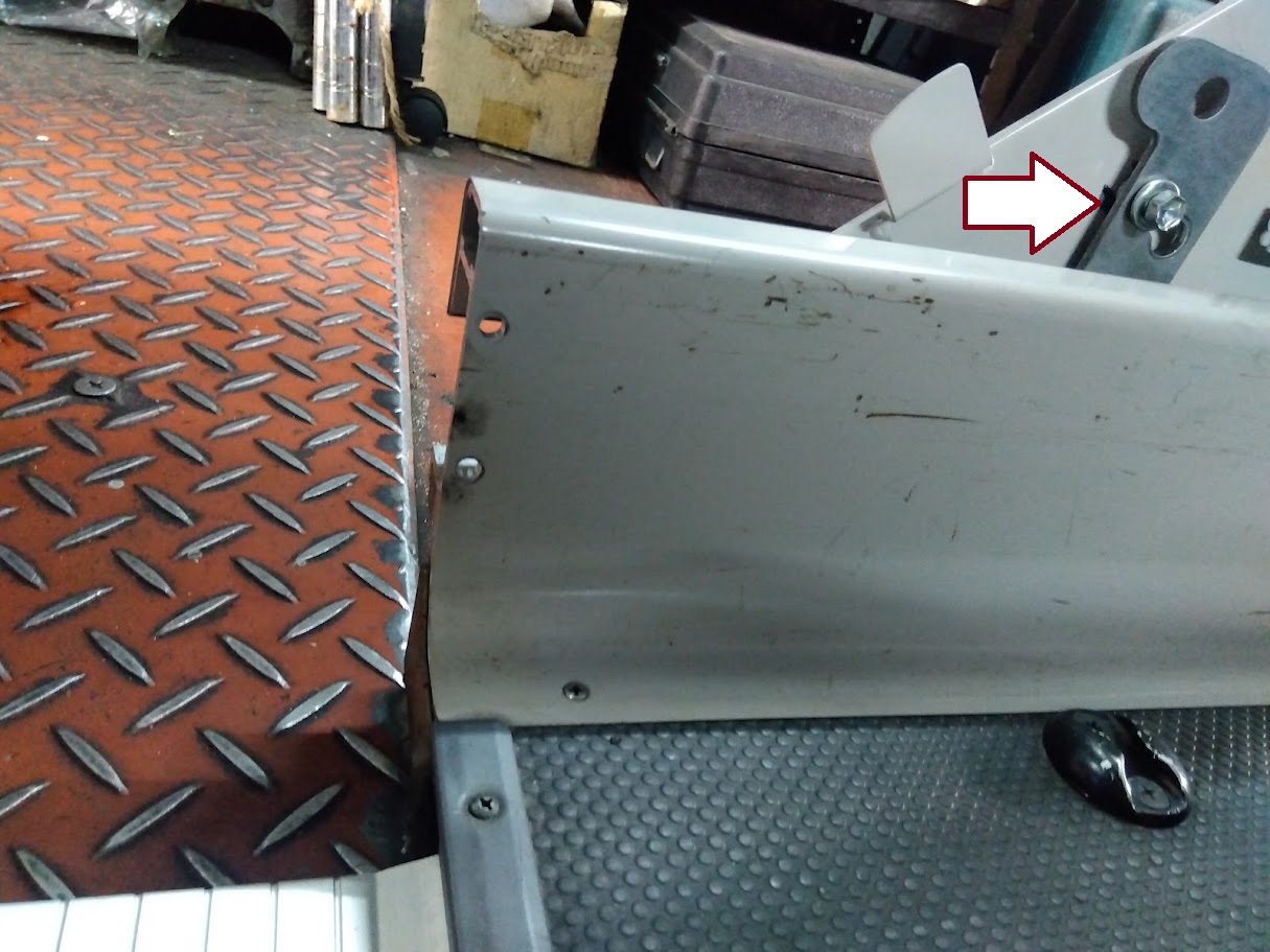 ハイエース福祉車両リフト 応急処置 ボルト