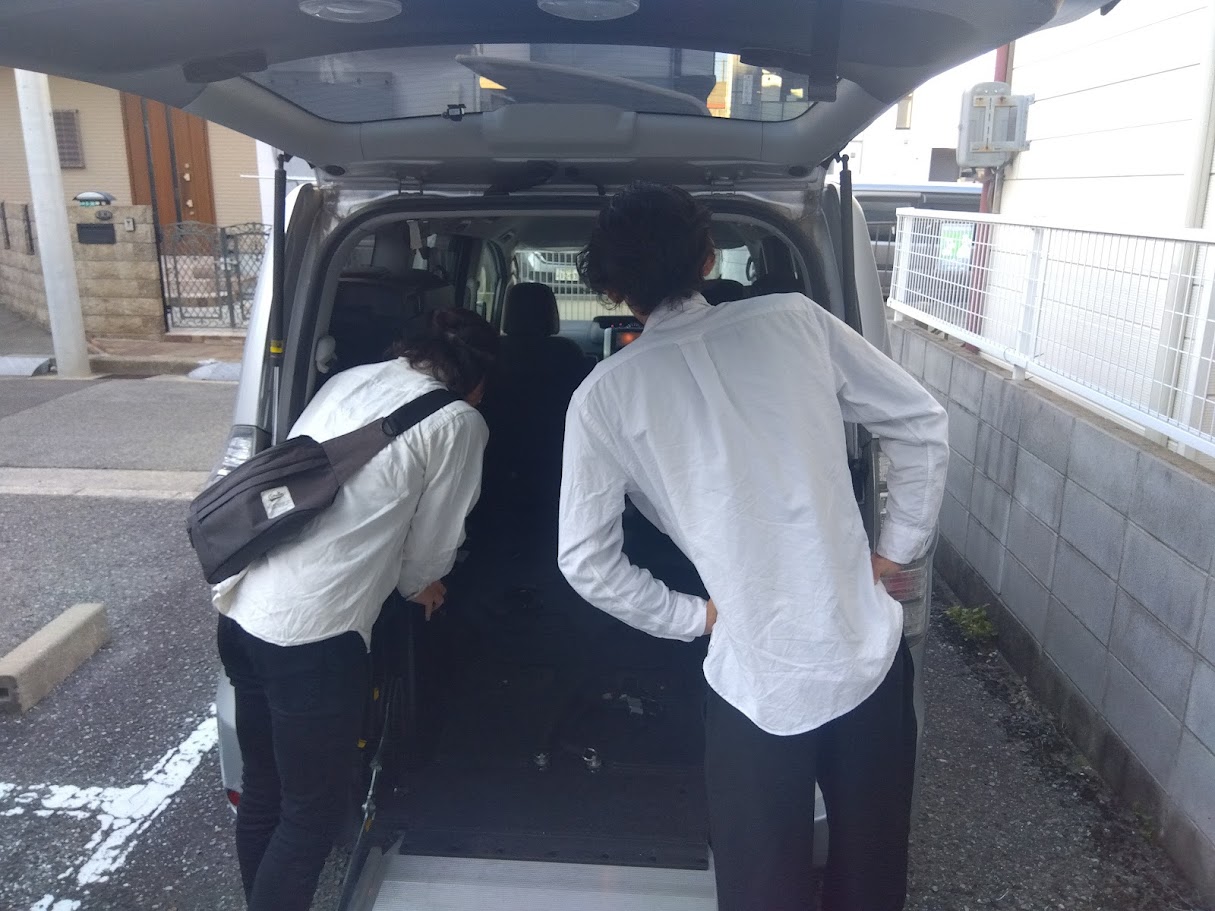 尼崎と豊中から介護タクシー開業相談
