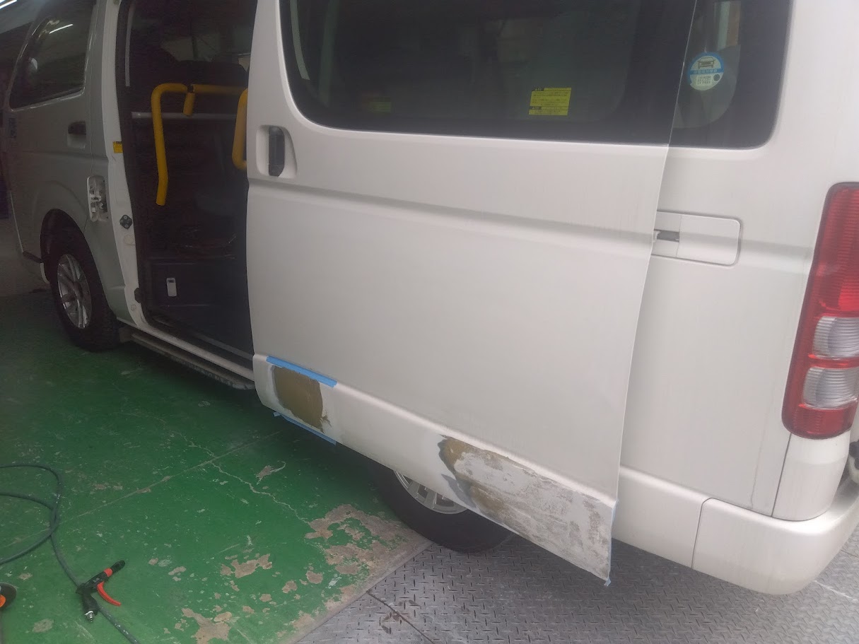 福祉車両鈑金