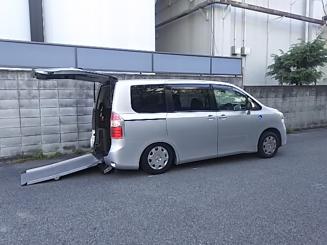 VOXY福祉車両