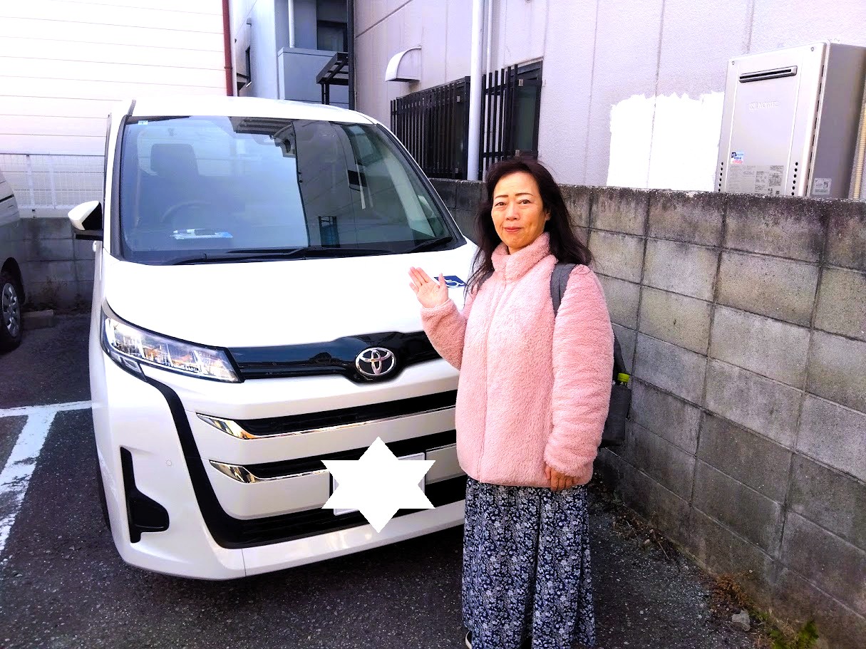 福祉車両のレンタカーがいい？それとも介護タクシー？