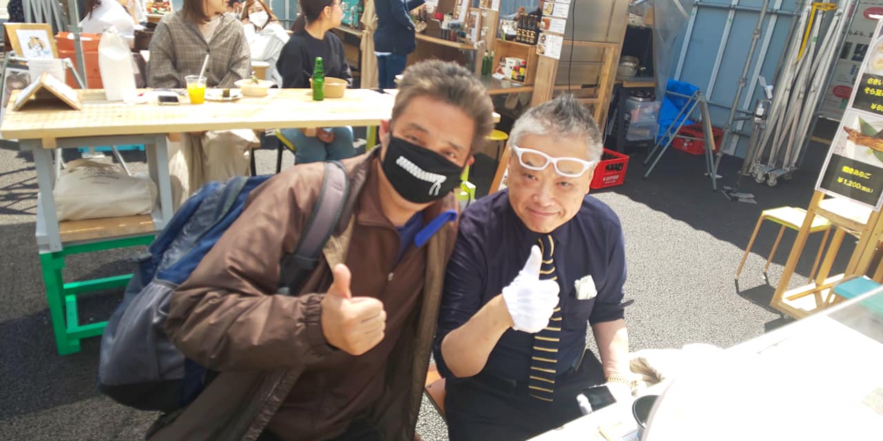 Street  Table  Sannomiya